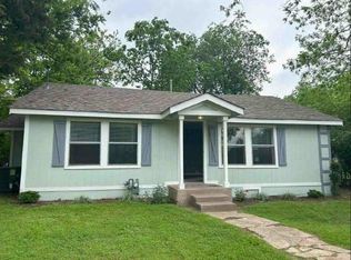 904 N Neal St, Commerce, TX 75428