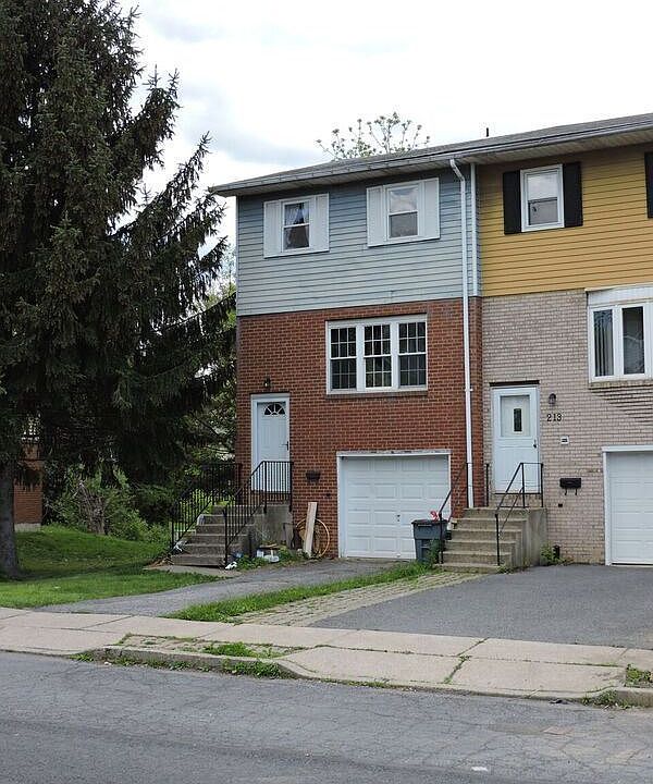 1st image of 215 Old Forge Dr