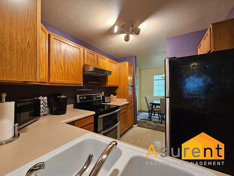 2030 Brookhurst St #13 — Photo 13