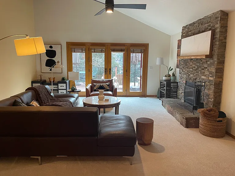 8973 Saddleback Rd — Photo 12