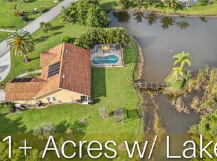 12304 Casals Ln, Bonita Springs, FL 34135