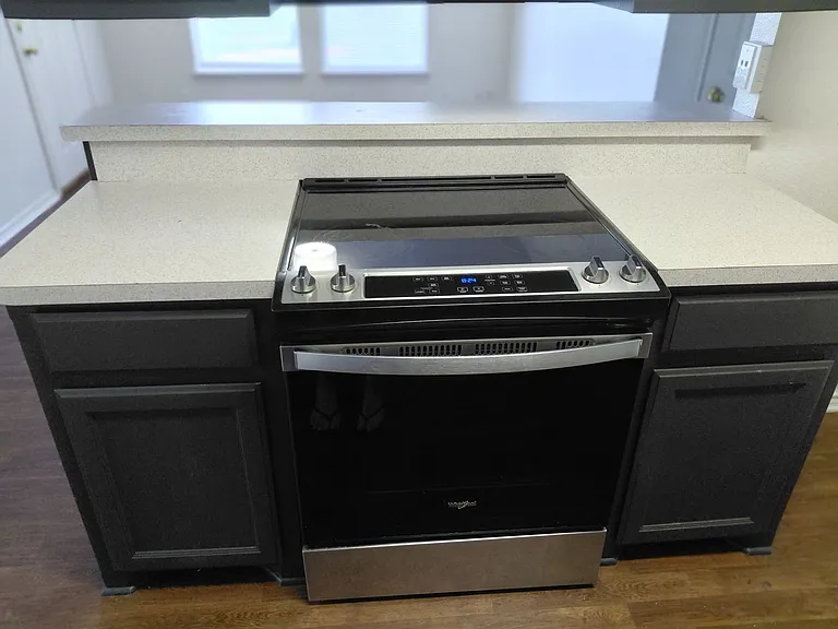1561 Greenwood Rd #103 — Photo 10