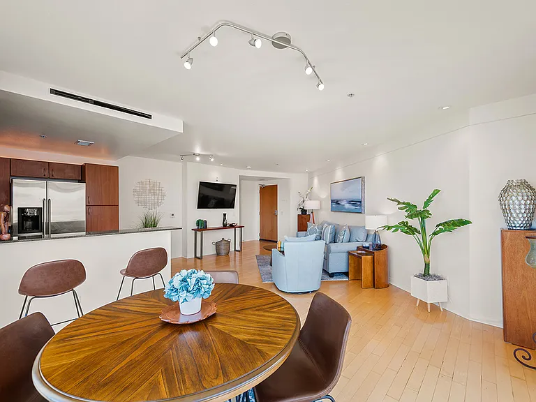 1608 India St #501 — Photo 7