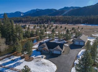 910 Old Cedars Rd, Cle Elum, WA 98922