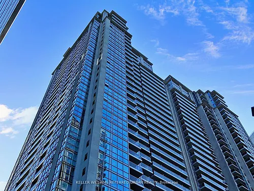 4978 Yonge St Photo 1