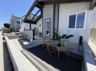 1237 W Balboa Blvd, Newport Beach, CA 92661
