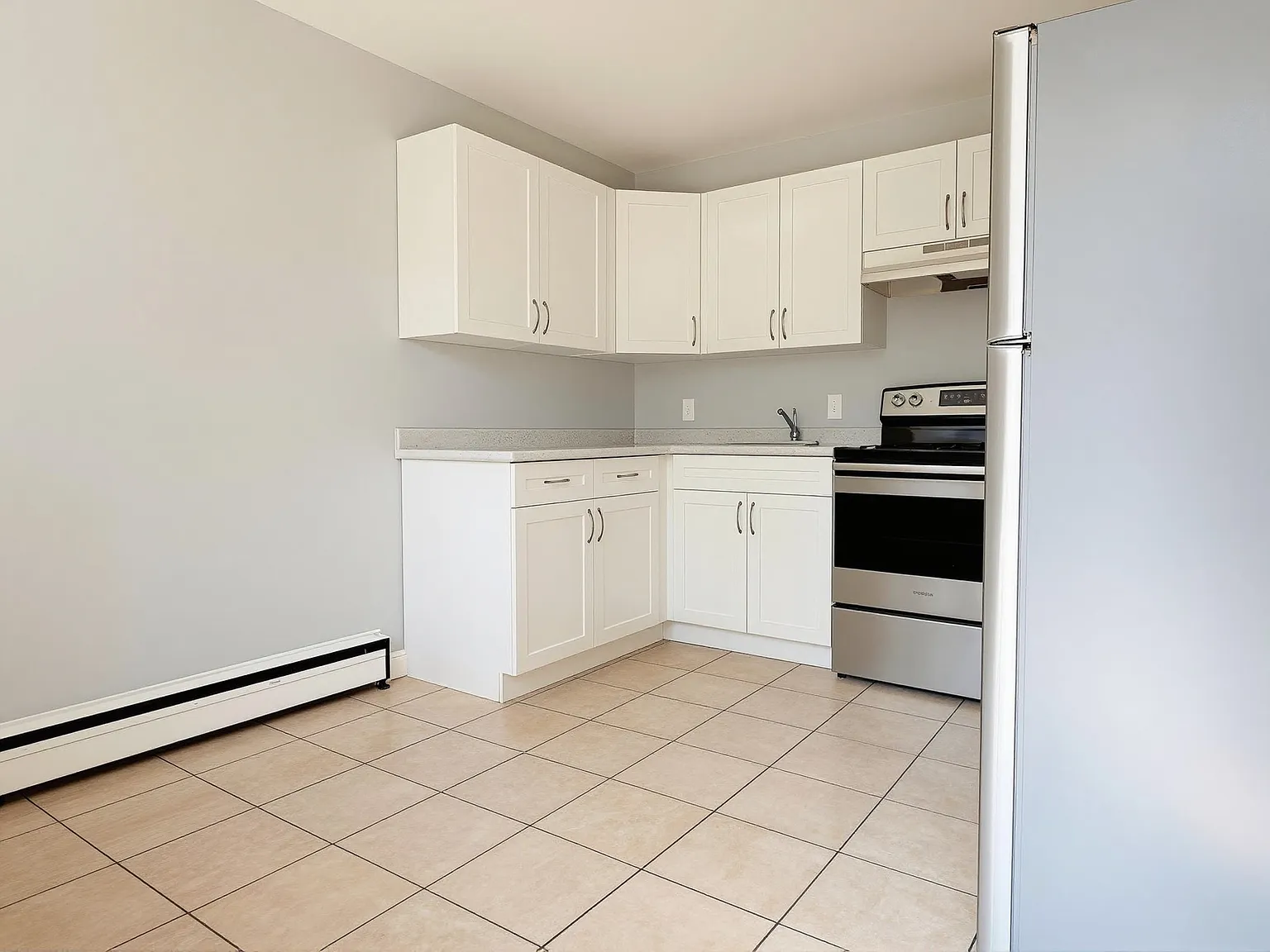 2 bed, $1,356 — Photo 2