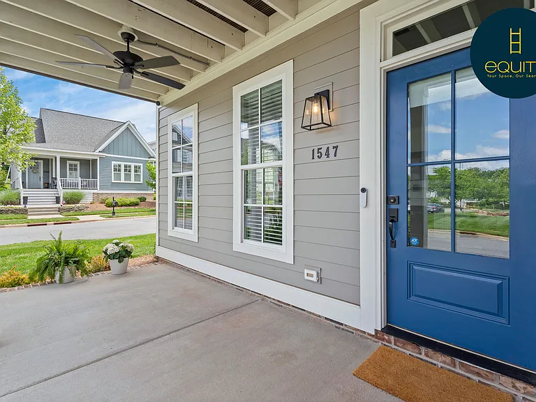 1547 Autumn Park Cir — Photo 36