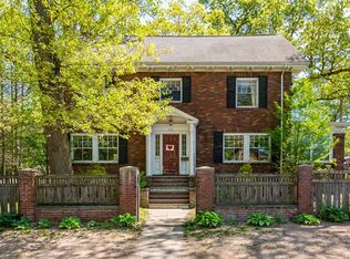 546 Randolph Ave, Milton, MA 02186