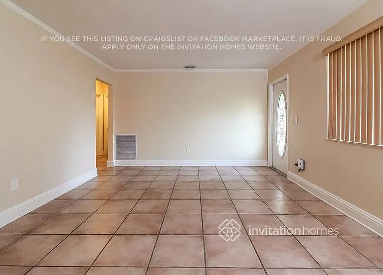 7041 SW 2nd Ct — Photo 3