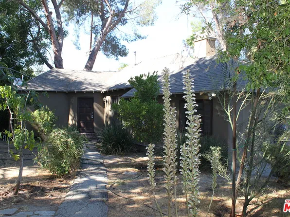 5742 Corbin Ave, Tarzana, CA 91356