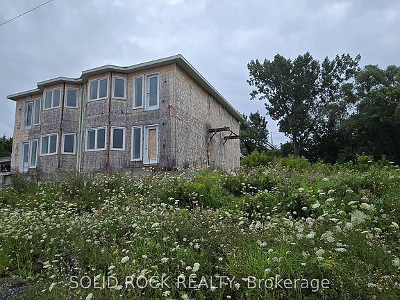 2nd image of 6758 Rocque St