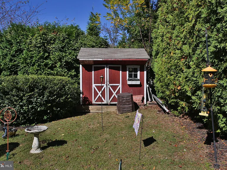 1806 Jody Rd — Photo 30