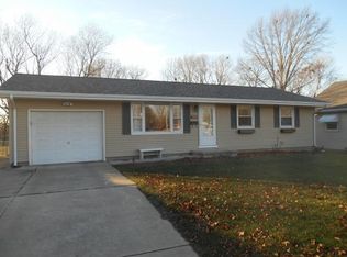 708 East St, Charleston, IL