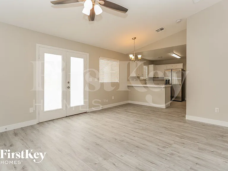3313 Back Country Dr — Photo 3