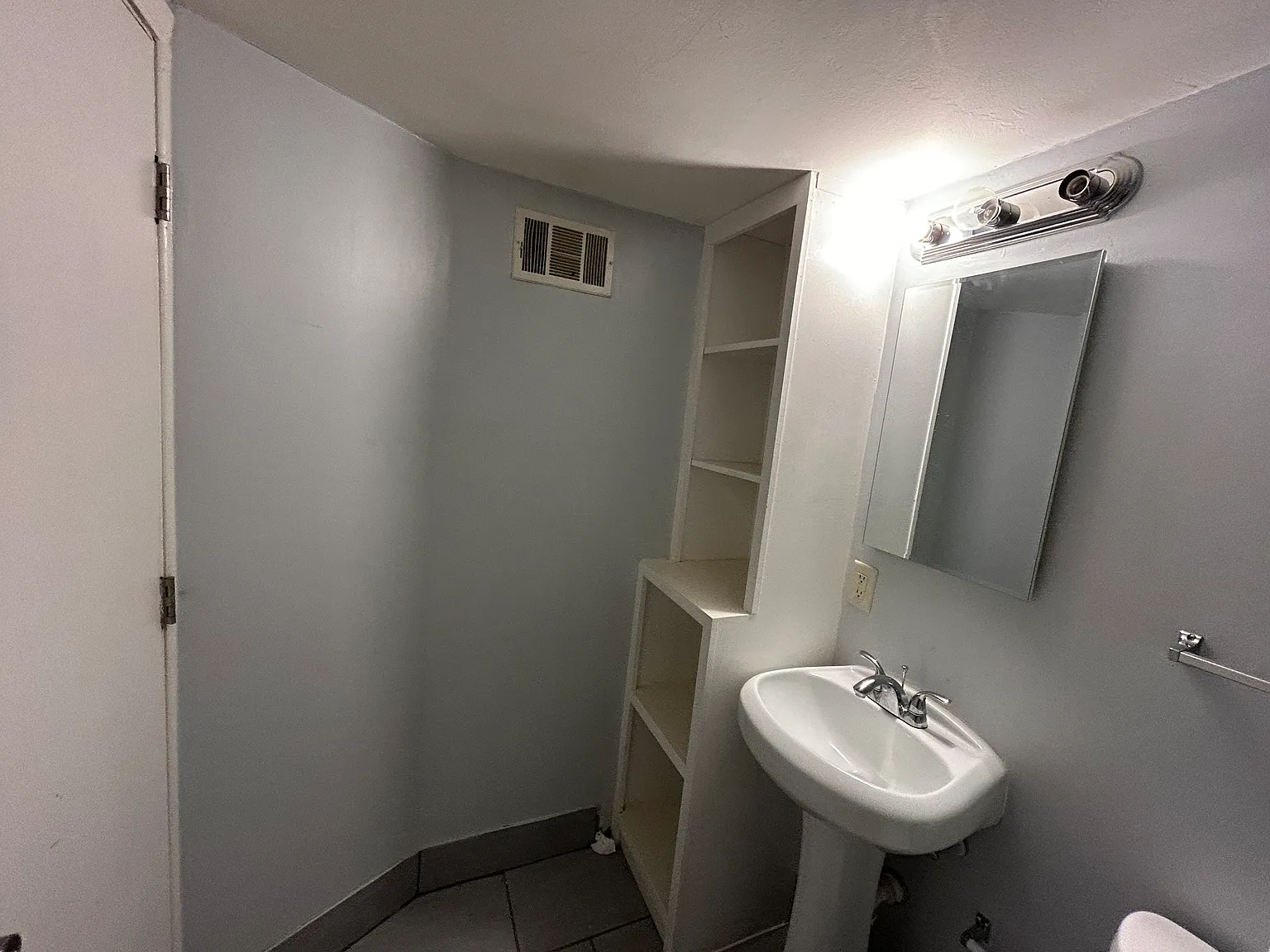 1 bed, 600 sqft, $725 — Photo 3