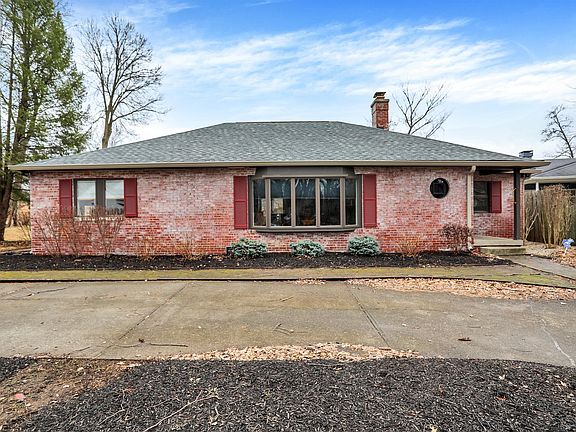 5th image of 3715 Governors Rd