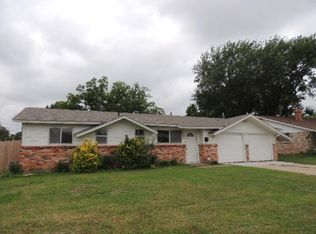 4524 Gary Dr, Haltom City, TX 76117