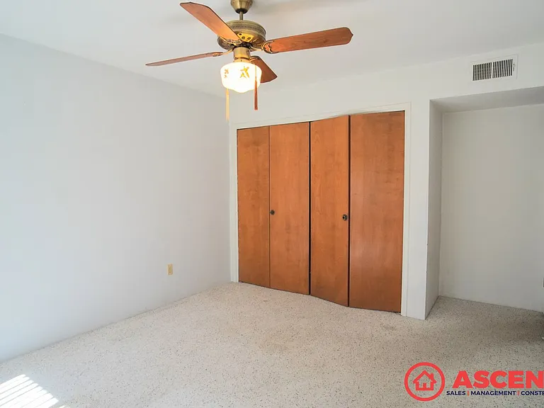 7932 Stine Rd — Photo 11