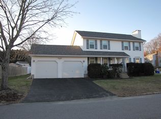 210 Pinebrook Pl, Manchester, NH 03109