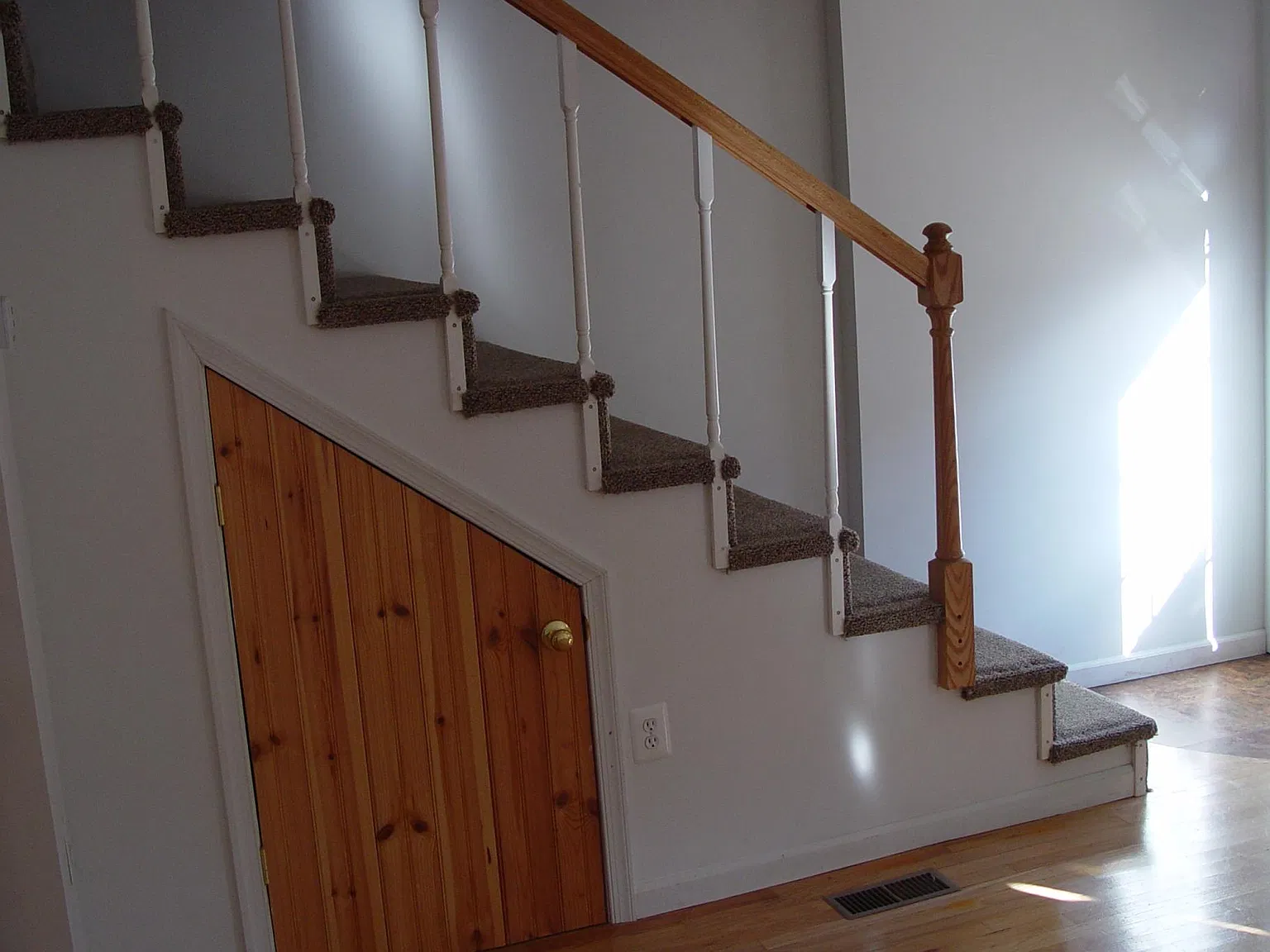 3 bed, 1000 sqft, $1,675 — Photo 4