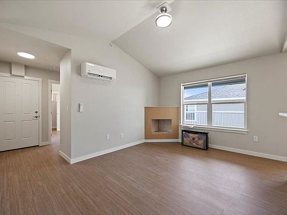 4th image of 6005F Chapel Hill Blvd #F201