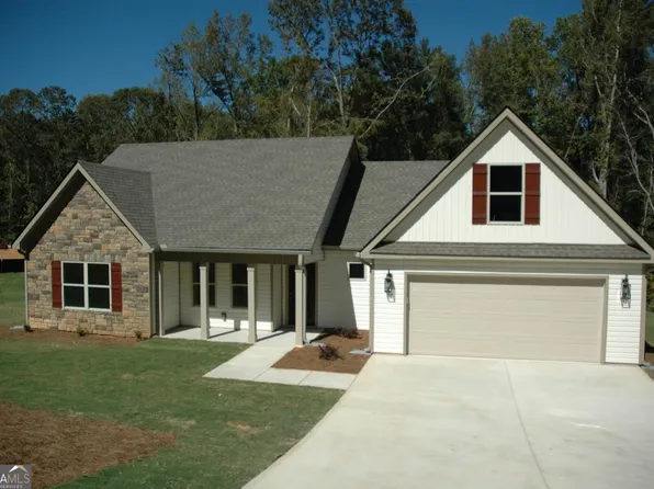 112 Highland Pointe Dr, Lagrange, GA 30240