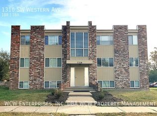 1316 SW Western Ave APT 6, Topeka, KS 66604