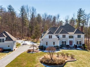 14 Fawn Run, Avon, CT 06001