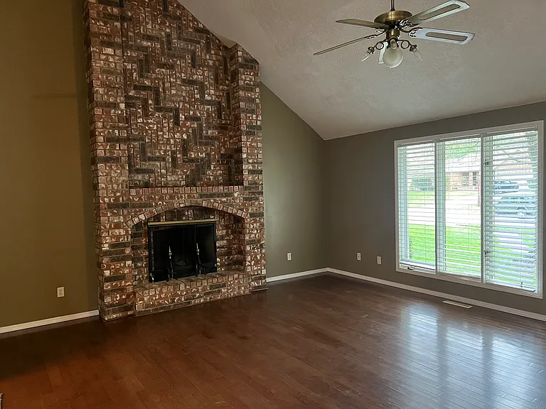3437 S Glenhaven Ct — Photo 3