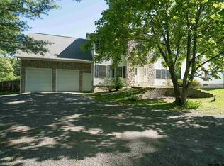 377 Birchwood Dr, Duanesburg, NY 12056