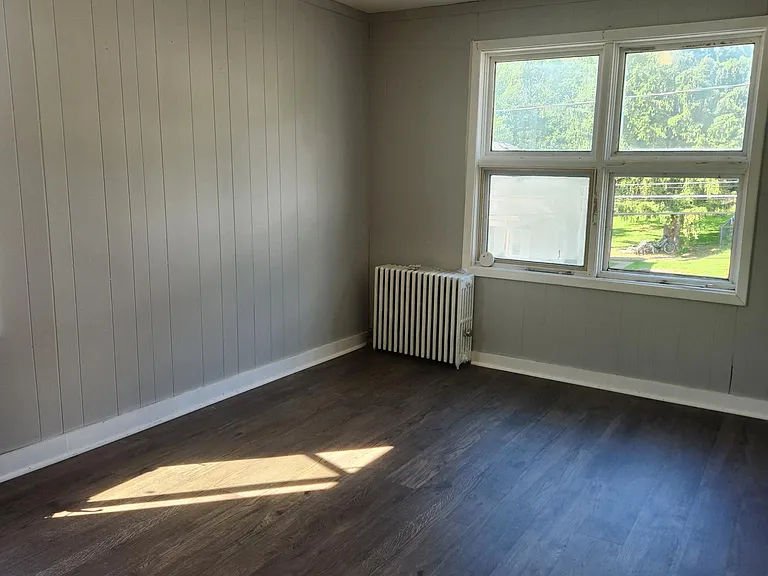 157 Center St — Photo 12