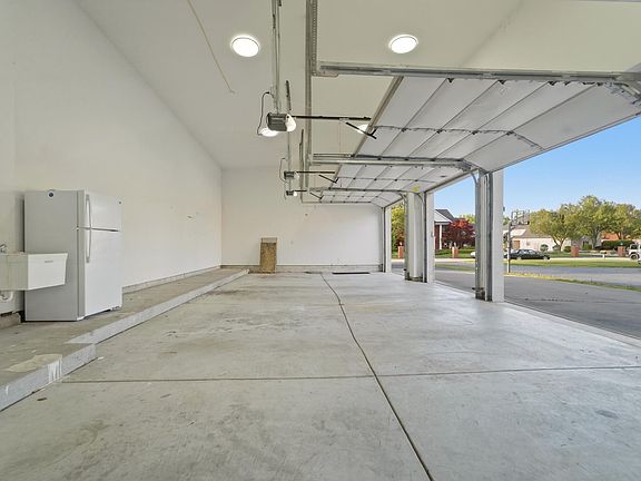 4th image of 1237 Muirfield Dr