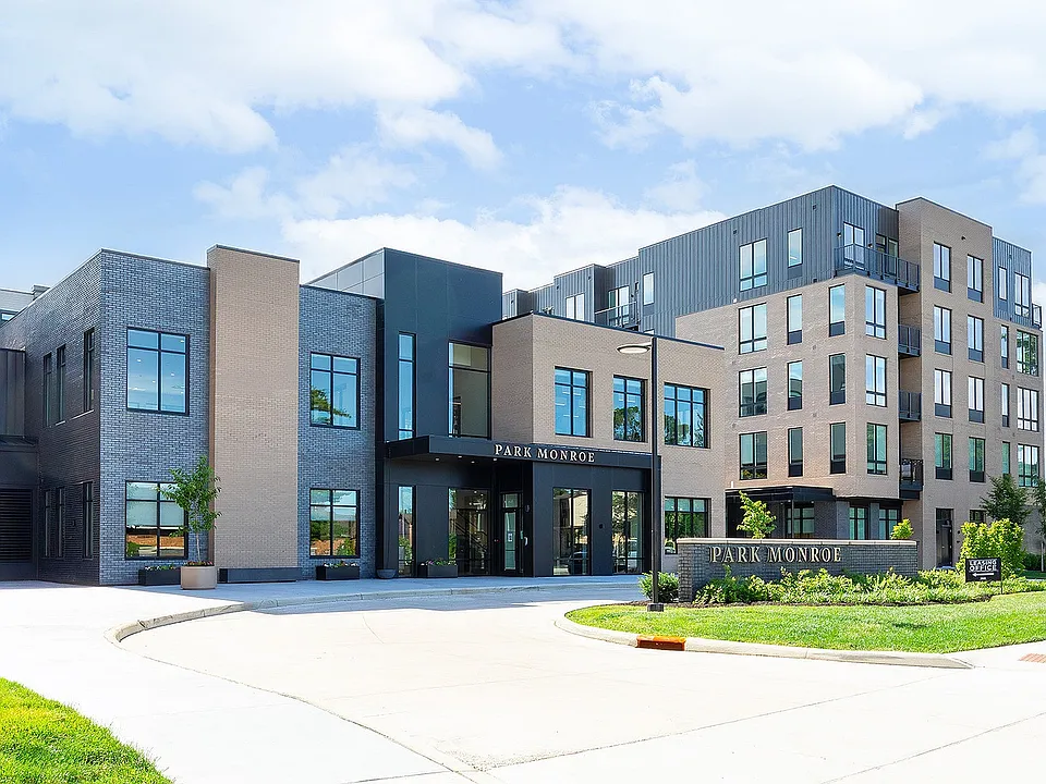 Park-Monroe-Exteriors-292-web