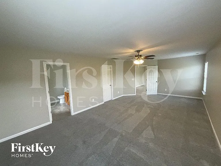 634 Conover Rd — Photo 8
