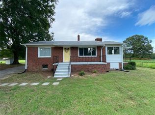 3850 Caldwell Rd, Newton, NC 28658