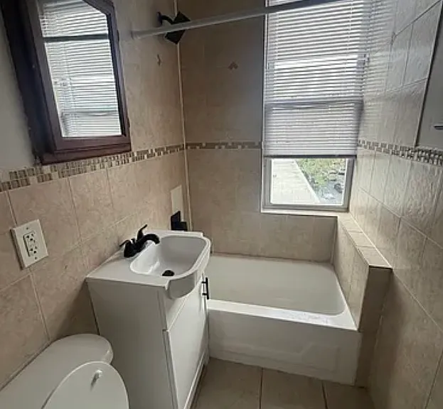 6120 Monroe Pl #17D — Photo 7
