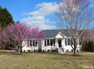 115 Autumn Ct, Zebulon, NC 27597