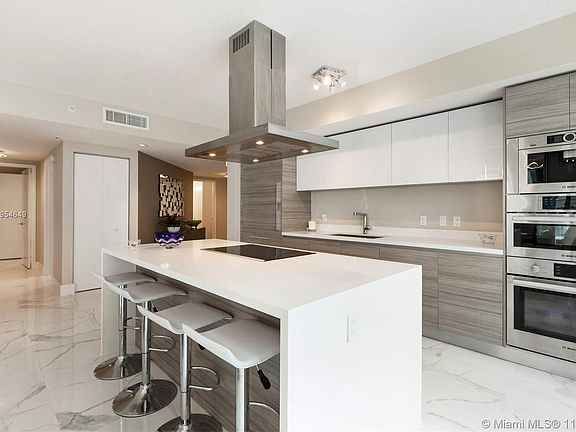 2nd image of 300 SE Sunny Isles Blvd #4-1502
