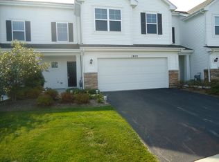 1405 Isle Royale Ct, Pingree Grove, IL 60140