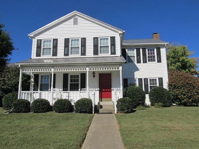 1st image of 304 Ashby Ct