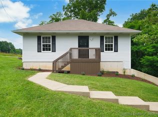 2659 Old Hill Rd, Floyds Knobs, IN 47119