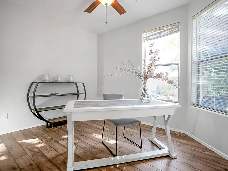 3109 W Via De Pedro Miguel — Photo 5