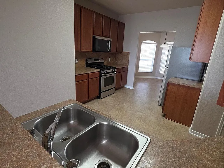 11507 Baldwin Spruce Trl — Photo 7