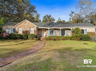 141 Myrtlewood Ln, Mobile, AL 36608