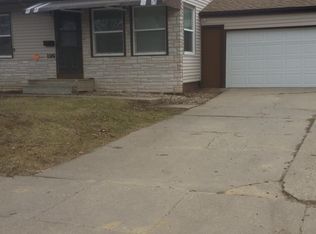 199 Carter St NW, Cedar Rapids, IA 52405