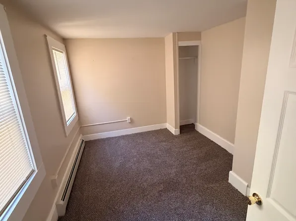 123-125 Broadway #3, Norwich, CT 06360