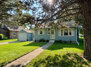 810 S Merton St, Aberdeen, SD 57401