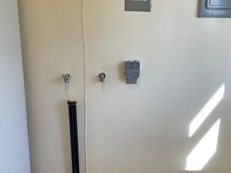 1710 Broad St — Photo 16