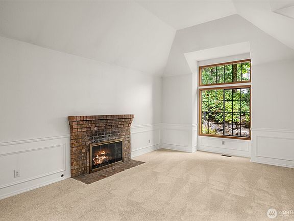 4th image of 2805 NW Pine Cone Drive
